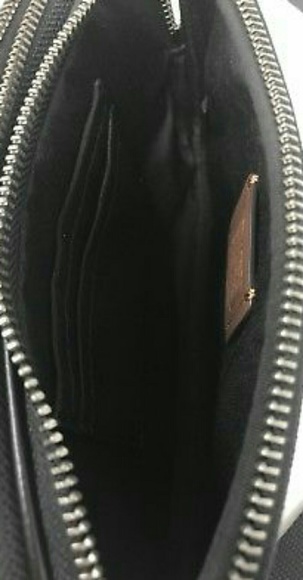 🌟COACH MINNIE MOUSE CROSSBODY POUCH🌟🐾🐭 - Picture 4 of 7